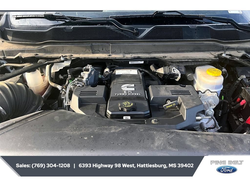 Used 2024 RAM 2500 Limited w/ Safety Group AWD/4WD image 8
