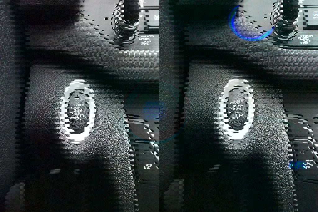 Used 2018 Hyundai Elantra Sport image 21