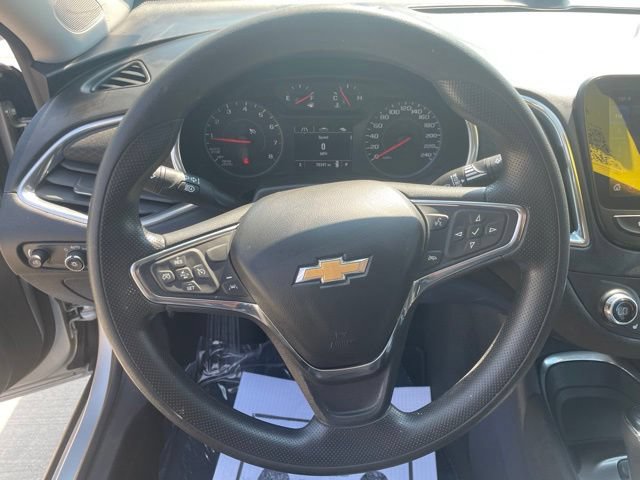 Used 2020 Chevrolet Malibu LT w/ Fleet LT Safety Plus Package FWD image 14