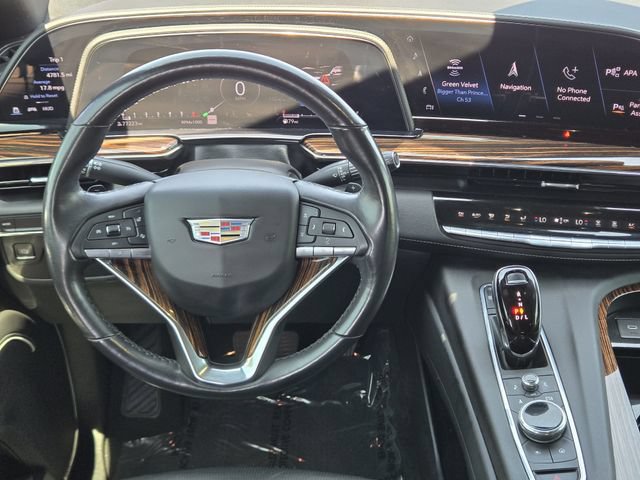 Used 2021 Cadillac Escalade Premium Luxury RWD image 26