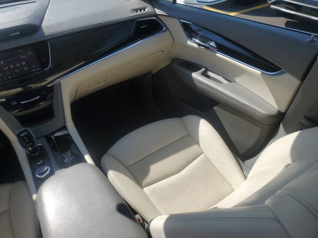 Used 2020 Cadillac XT6 Premium Luxury AWD/4WD image 29