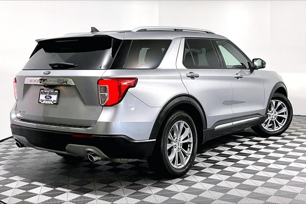 Certified 2021 Ford Explorer Limited RWD image 12