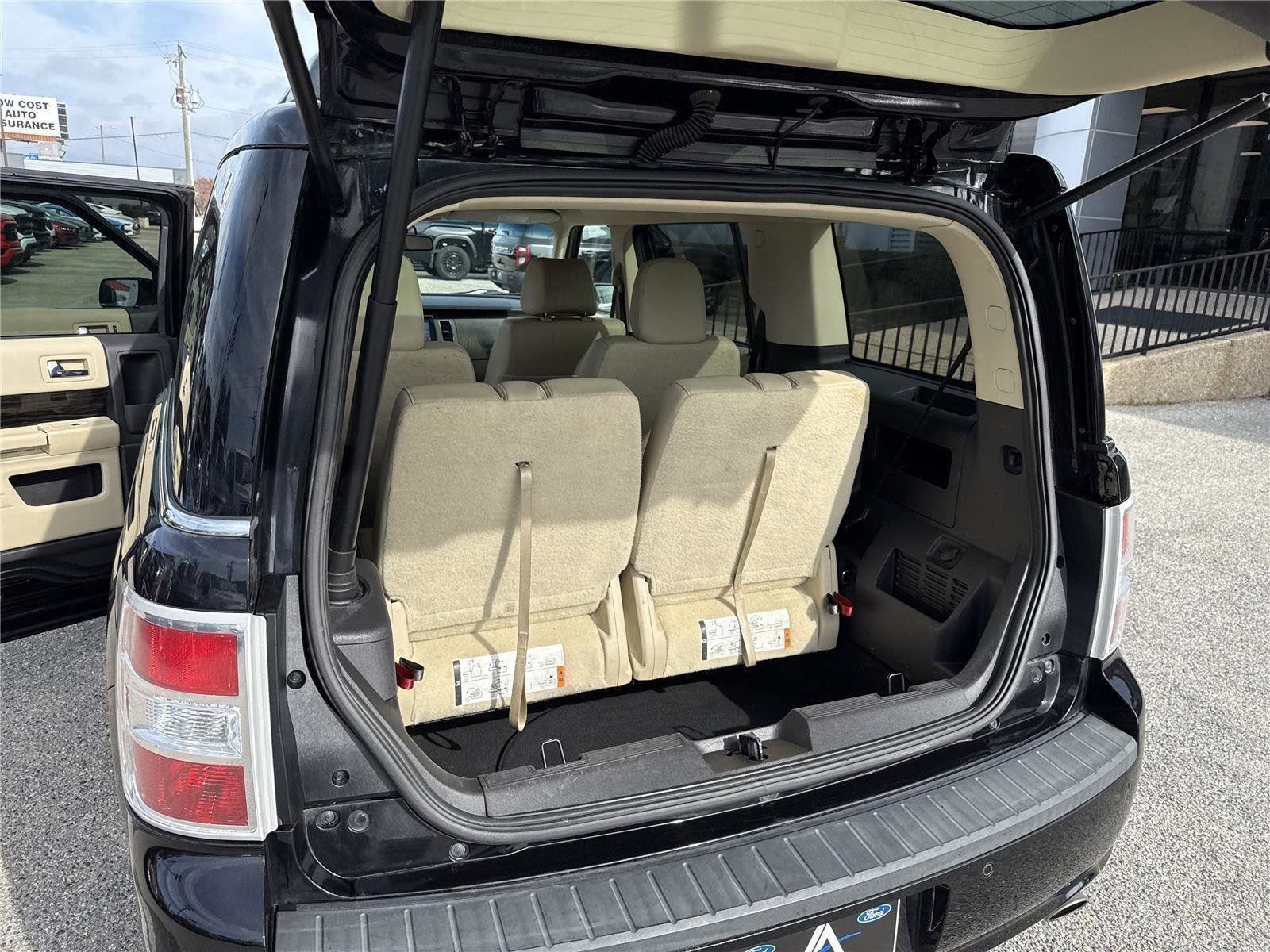 Certified 2019 Ford Flex SEL w/ Equipment Group 202A image 26