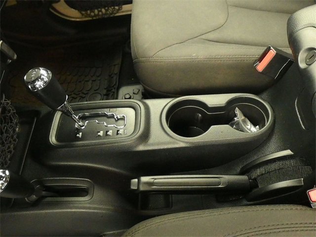 Used 2017 Jeep Wrangler Unlimited Sport w/ Connectivity Group image 13