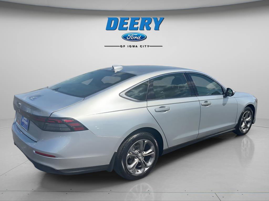 Used 2024 Honda Accord EX image 11
