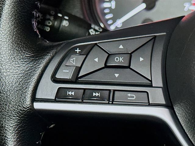 Used 2021 Nissan Rogue Sport SV w/ Technology Package image 34