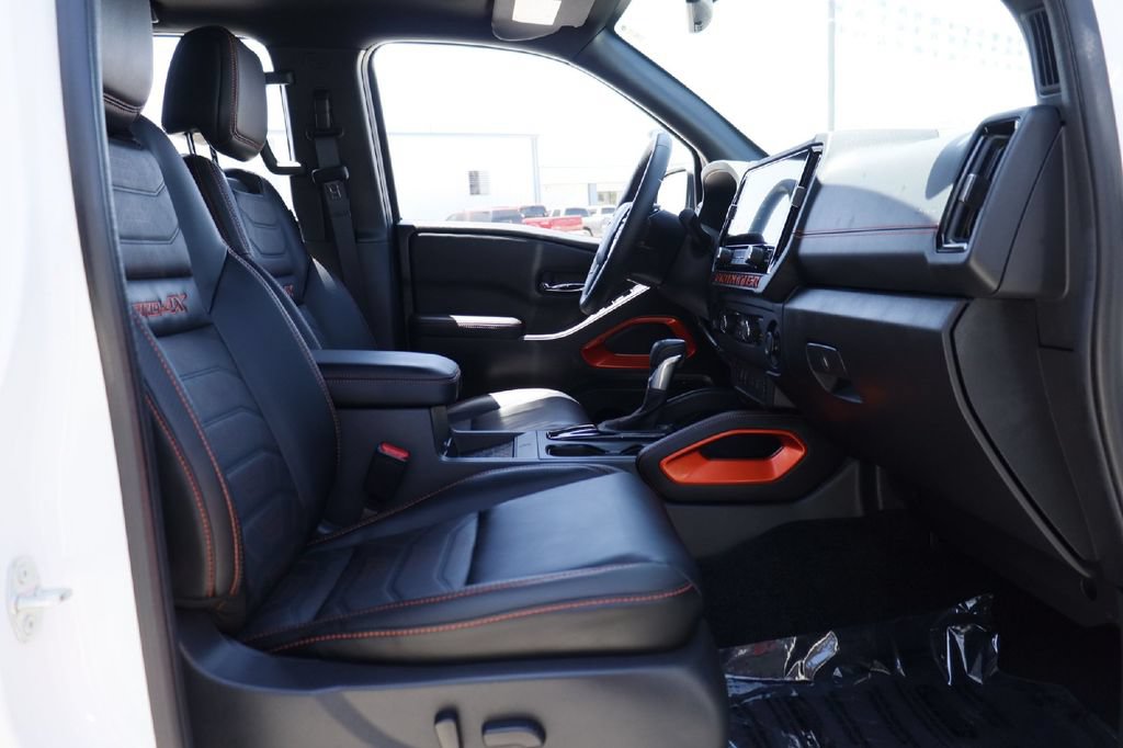 Used 2025 Nissan Frontier PRO-4X w/ Pro Premium Package AWD/4WD image 16