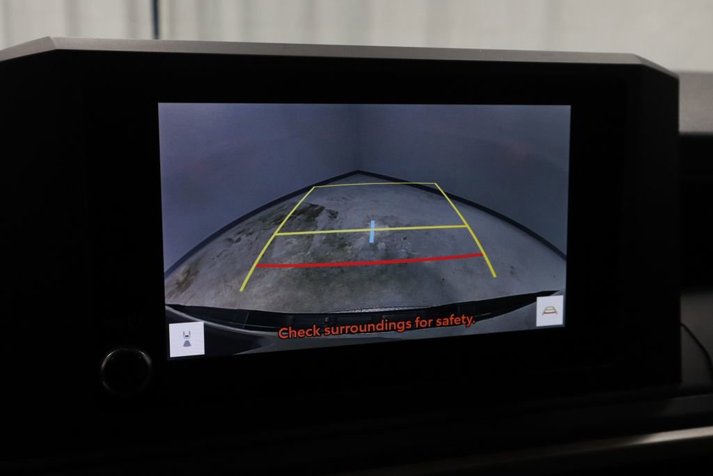 Used 2024 Toyota Tacoma SR AWD/4WD image 10