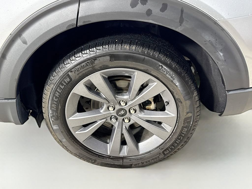 Certified 2023 Ford Explorer XLT w/ Equipment Group 202A image 32