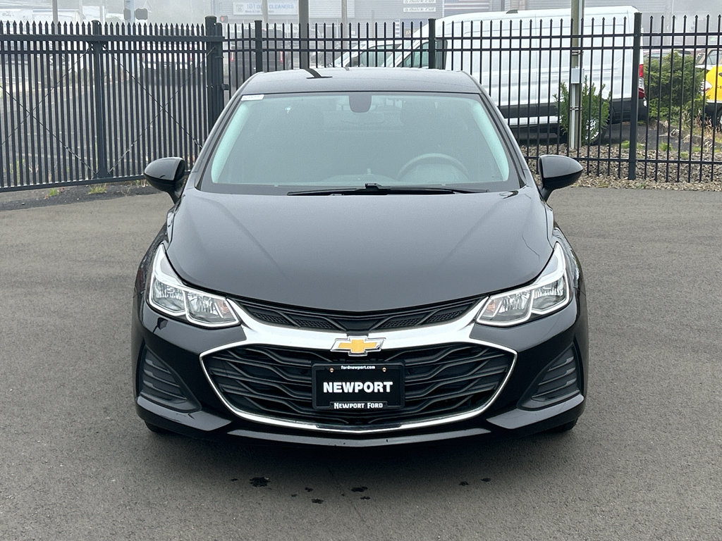 Used 2019 Chevrolet Cruze LS w/ LS Convenience Package FWD image 2