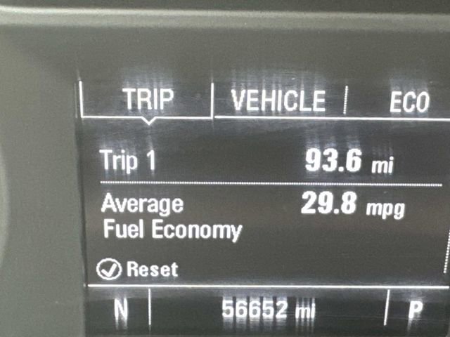 Used 2021 Chevrolet Malibu LT image 29