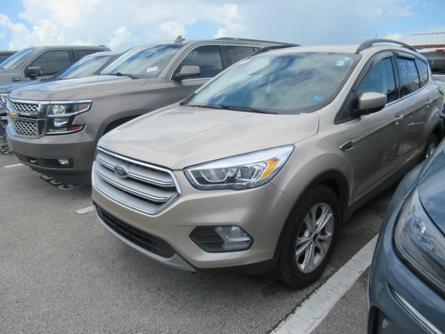 Certified 2018 Ford Escape SEL FWD image 3