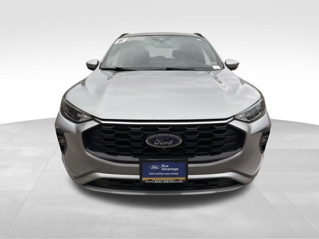 Certified 2023 Ford Escape ST-Line Select w/ Tech Pack #2 image 7