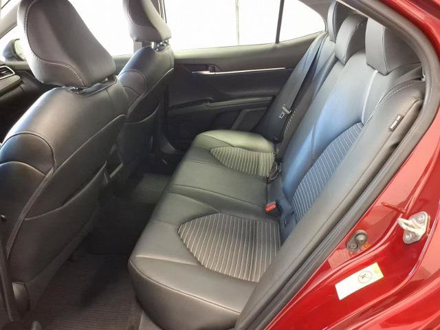 Used 2018 Toyota Camry SE FWD image 12