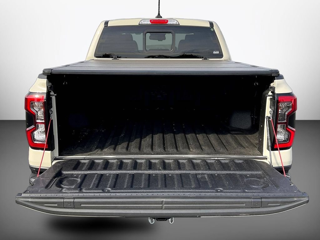 Certified 2025 Ford Ranger Lariat w/ Black Appearance Package AWD/4WD image 9