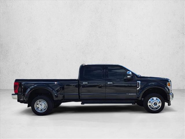 Certified 2022 Ford F450 XLT w/ XLT Premium Package AWD/4WD image 4