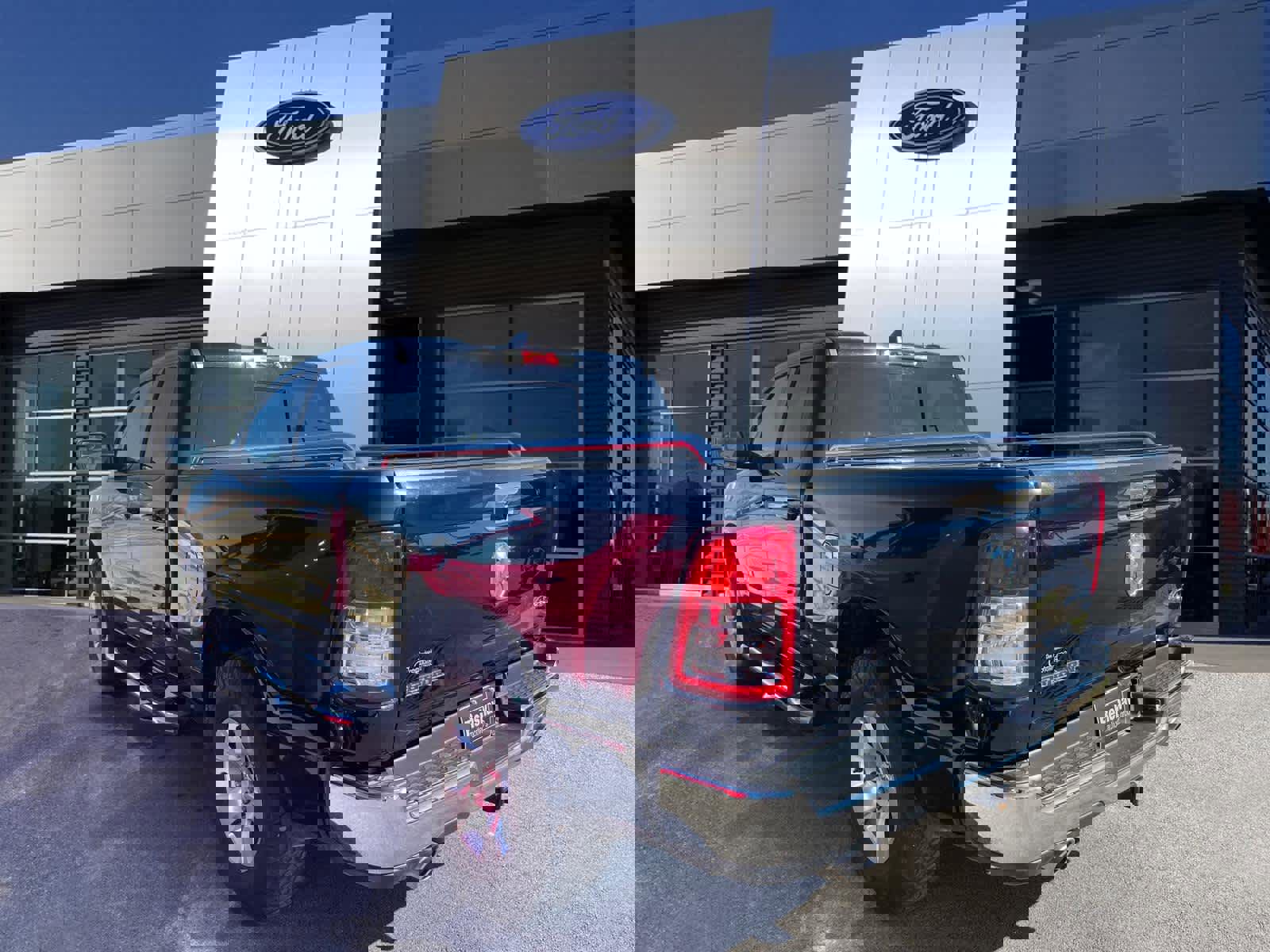 Used 2022 RAM 1500 Big Horn image 3