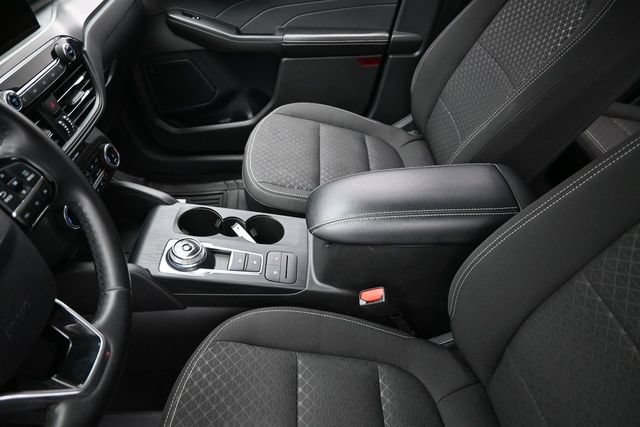 Certified 2024 Ford Escape Active AWD/4WD image 27