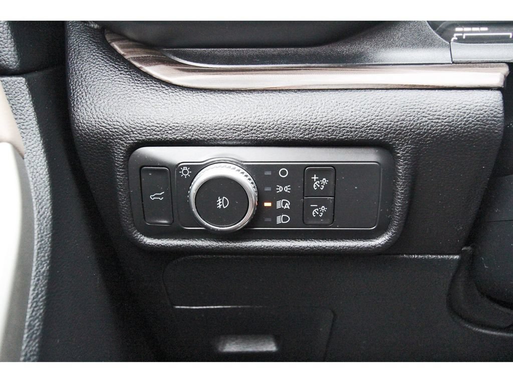 Certified 2021 Ford Explorer Limited w/ Equipment Group 301A RWD image 19
