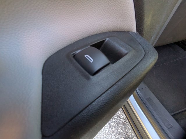 Used 2024 Chevrolet Equinox LT image 28