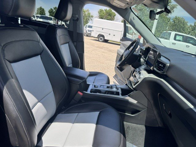 Certified 2023 Ford Explorer XLT w/ Equipment Group 202A AWD/4WD image 34