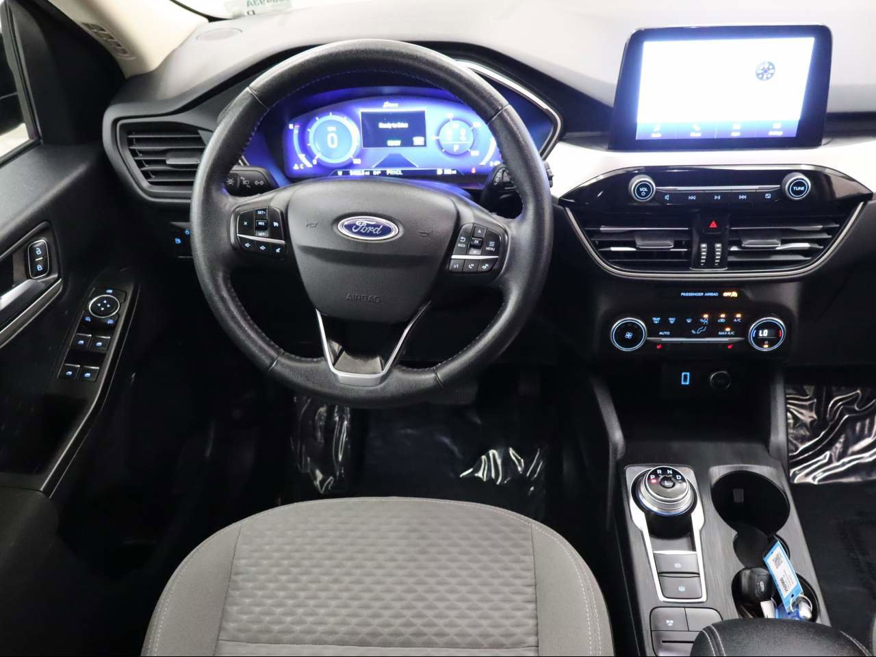 Certified 2020 Ford Escape SE Sport image 16