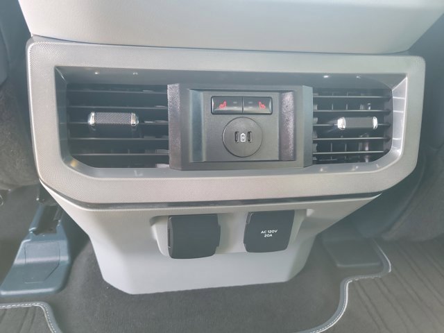 Certified 2024 Ford F250 Limited w/ FX4 Off-Road Package image 18
