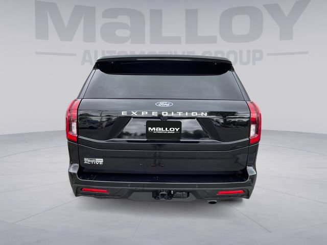 Certified 2025 Ford Expedition Active AWD/4WD image 4