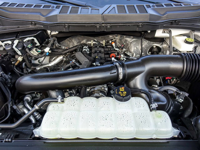 Certified 2025 Ford F150 Lariat image 30