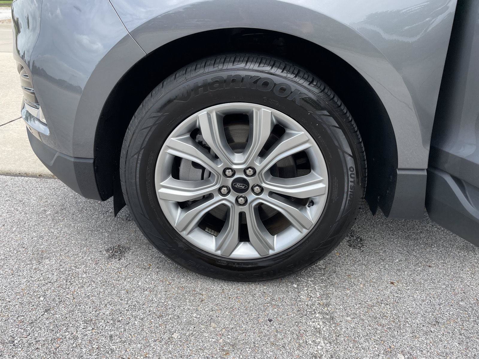 Certified 2024 Ford Edge Titanium AWD/4WD image 10