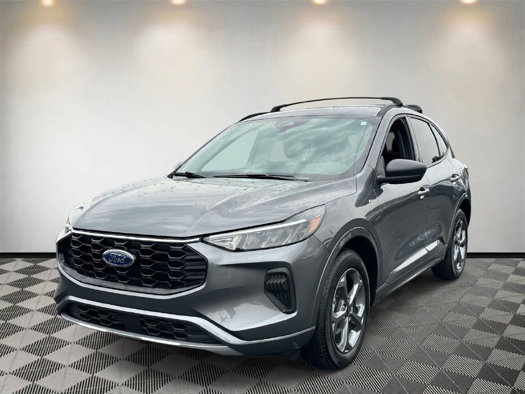Certified 2024 Ford Escape ST-Line w/ Tech Pack #1 AWD/4WD image 6