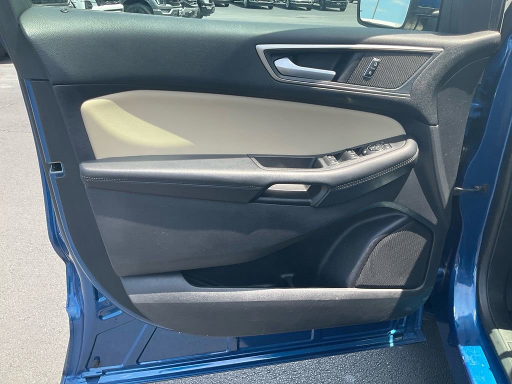 Certified 2021 Ford Edge SEL w/ Cargo Accessory Package AWD/4WD image 17