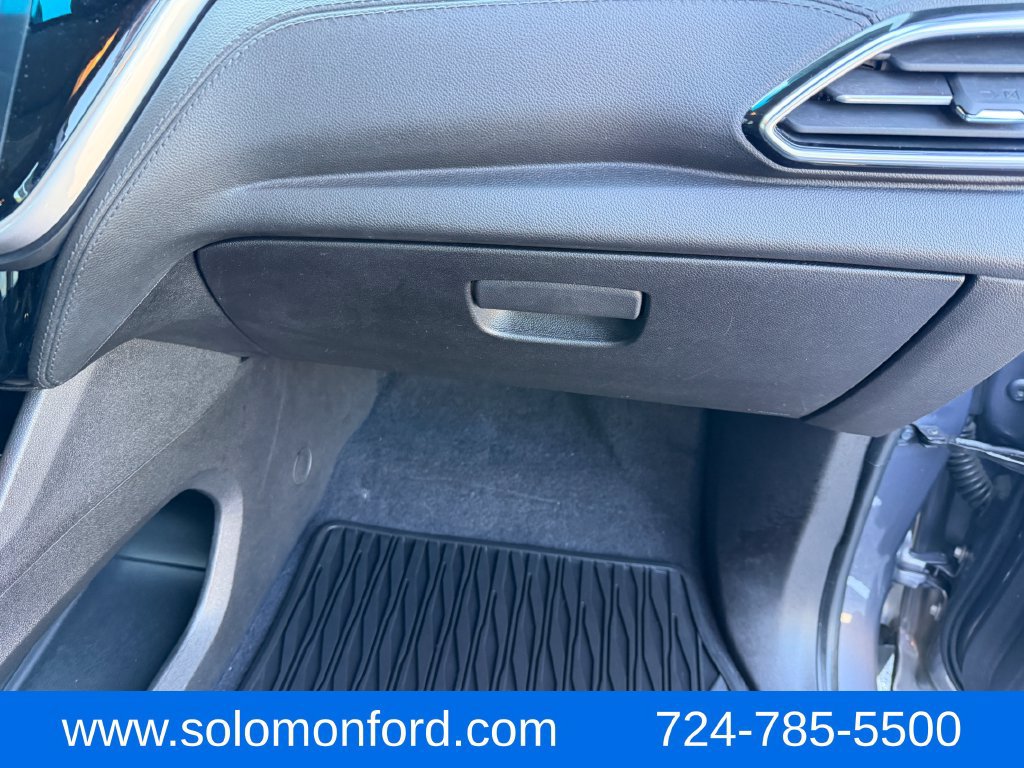 Used 2023 Chevrolet Bolt LT w/ Infotainment Package FWD image 22