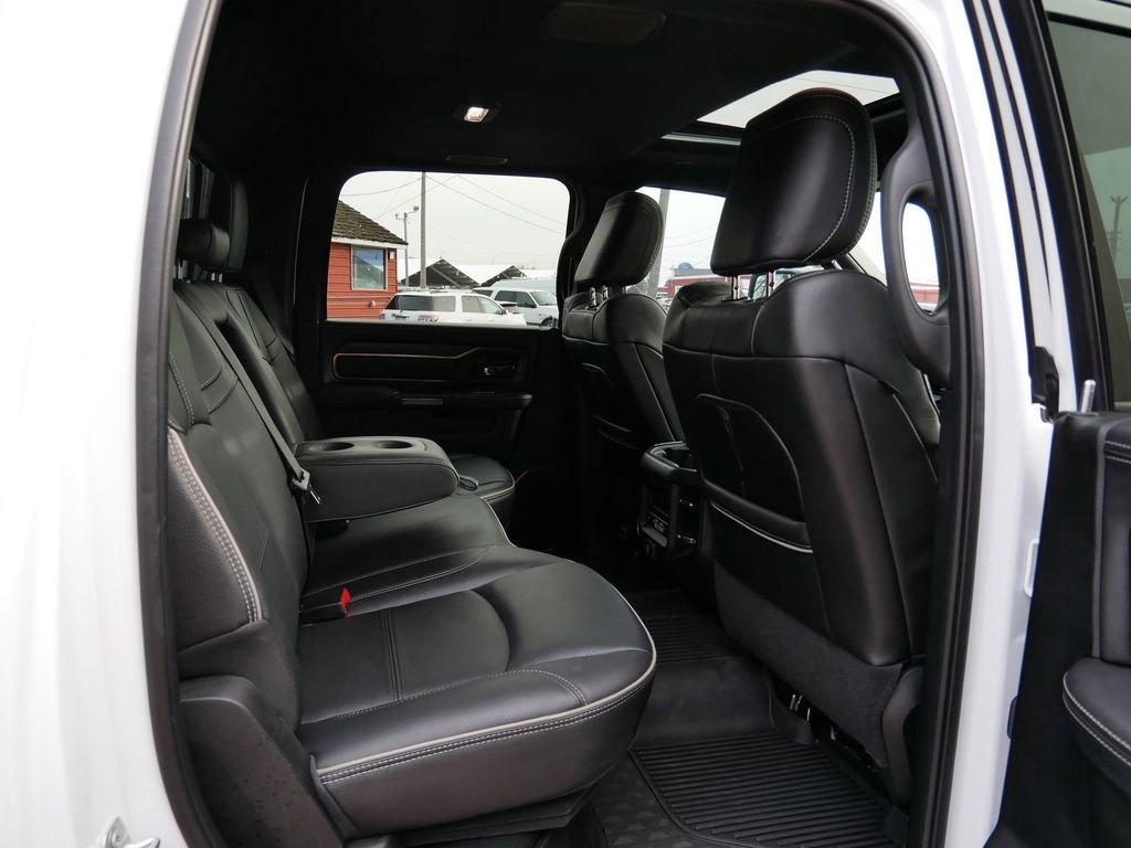 Used 2023 RAM 2500 Limited w/ Night Edition AWD/4WD image 9