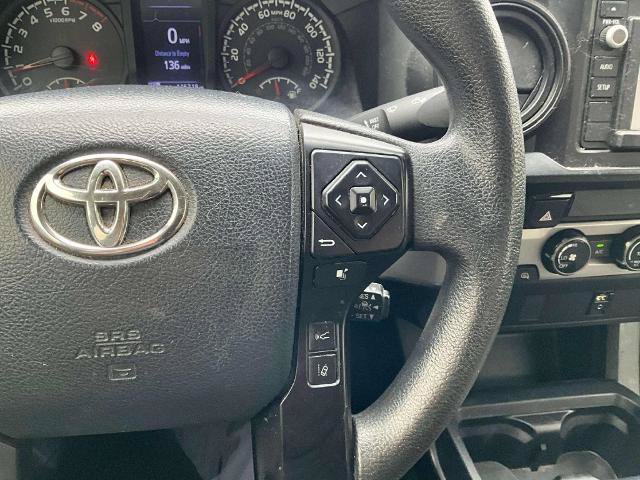 Used 2018 Toyota Tacoma SR AWD/4WD image 12