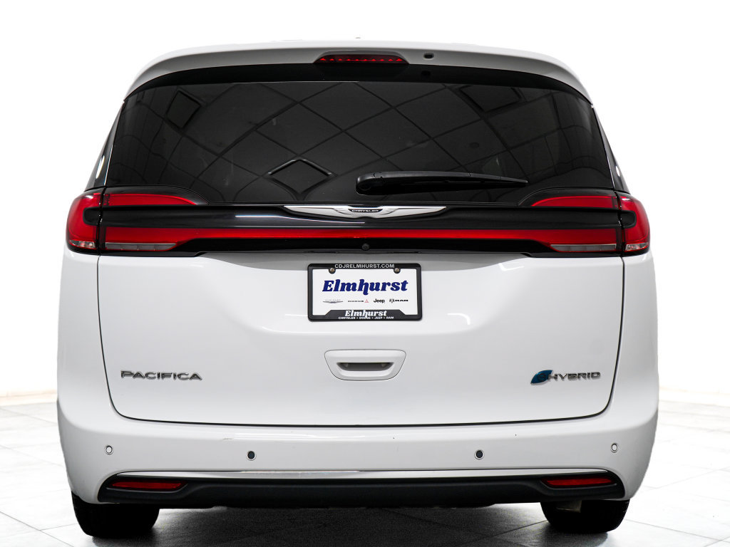 Used 2024 Chrysler Pacifica Limited FWD image 6