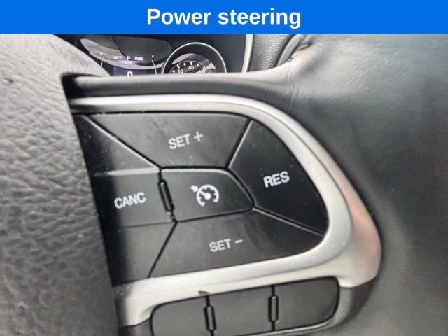 Used 2018 Jeep Compass Latitude w/ Cold Weather Group image 14