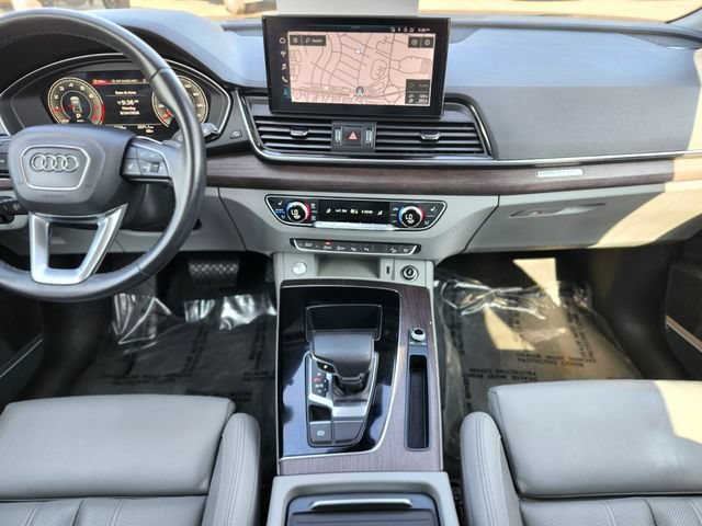 Used 2021 Audi Q5 Prestige AWD/4WD image 14