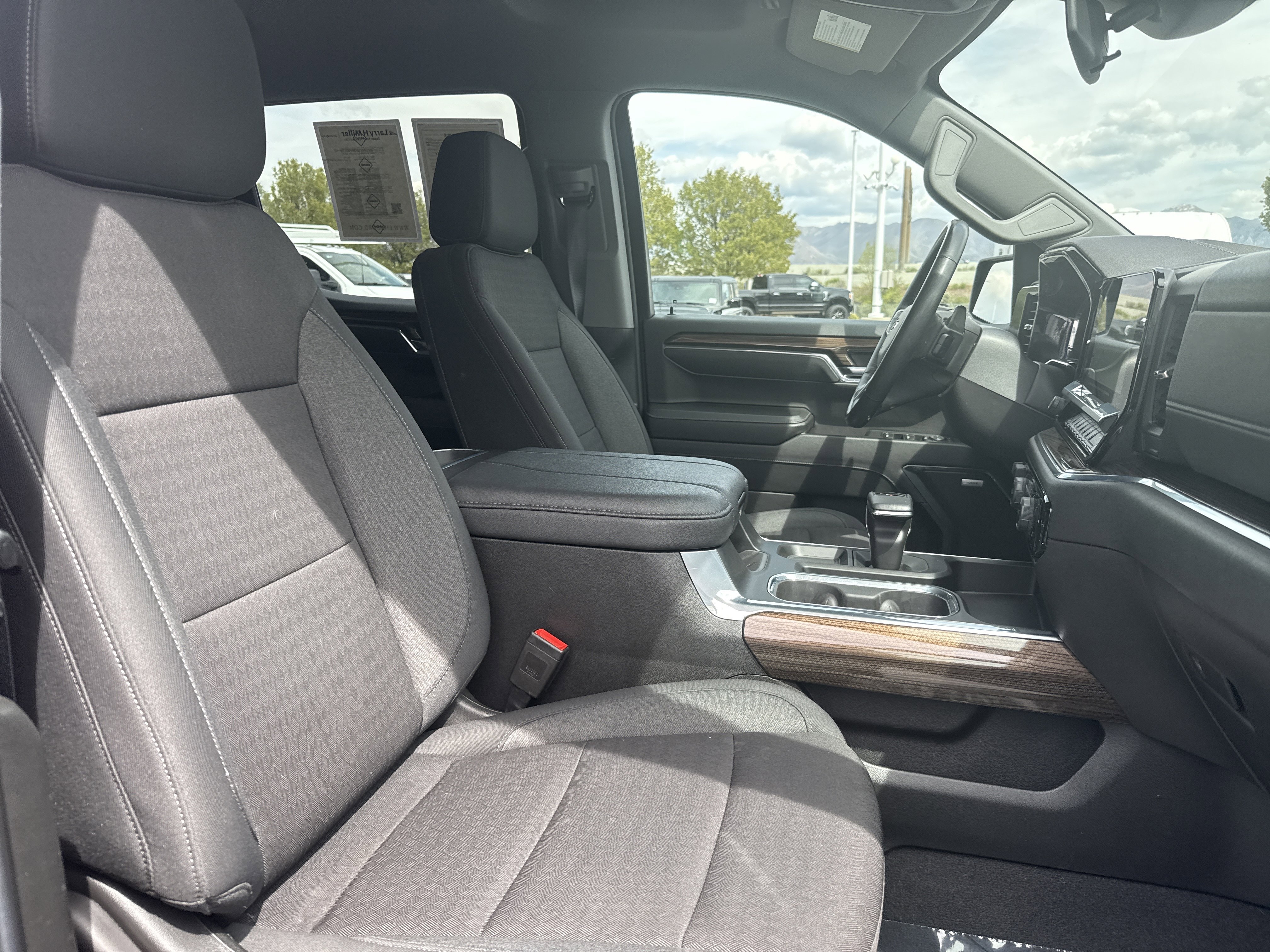 Used 2024 Chevrolet Silverado 1500 RST w/ Convenience Package II AWD/4WD image 28