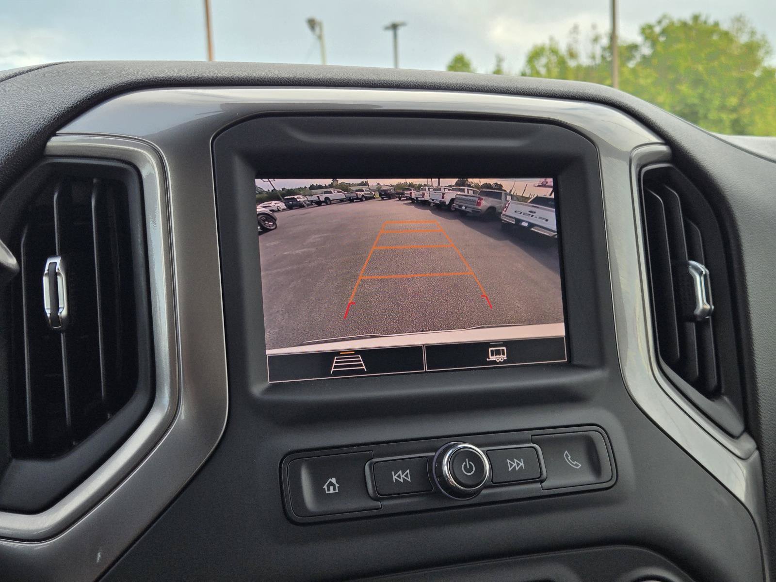 Used 2025 Chevrolet Silverado 1500 Custom RWD image 29