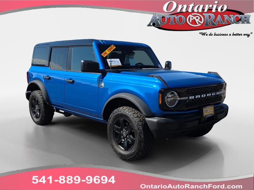 Certified 2025 Ford Bronco Big Bend w/ Black Appearance Package AWD/4WD image 1