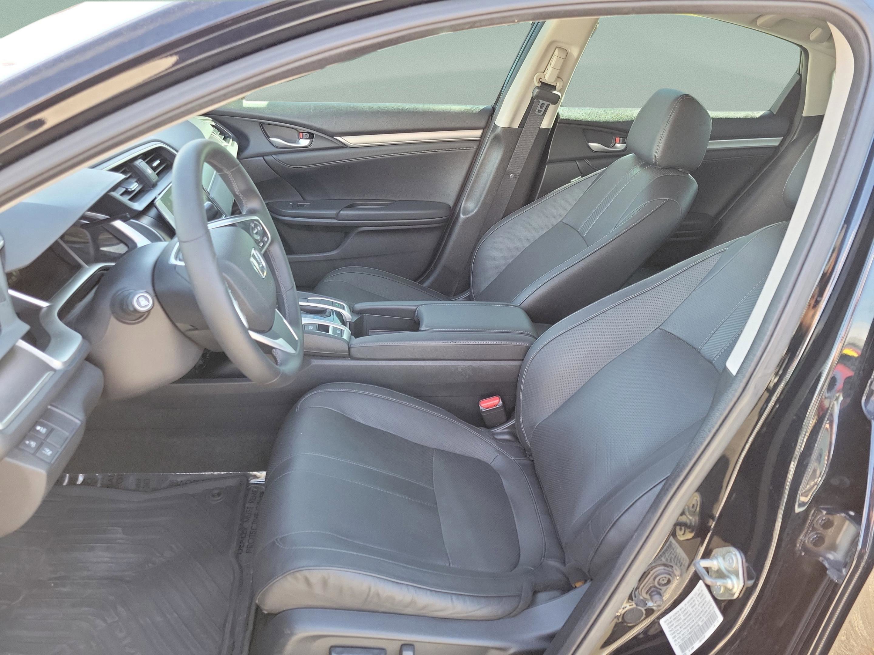 Used 2017 Honda Civic Touring image 8