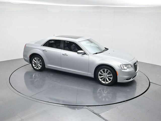 Used 2020 Chrysler 300 Limited image 40