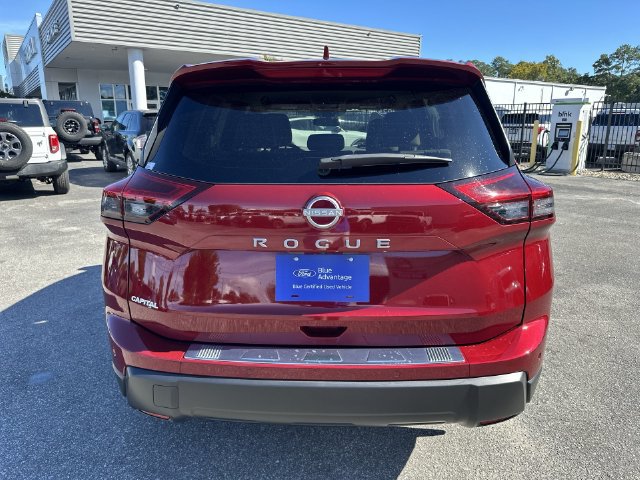 Used 2025 Nissan Rogue SV FWD image 25