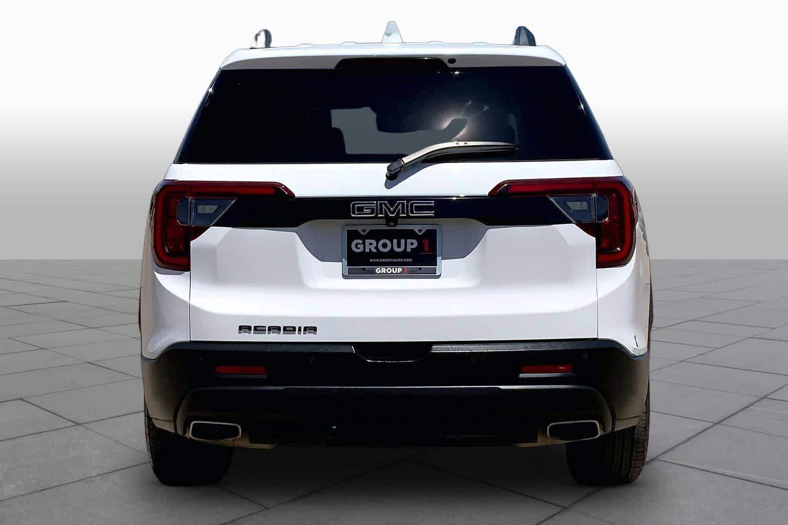 Used 2021 GMC Acadia SLE w/ Driver Convenience Package FWD image 5