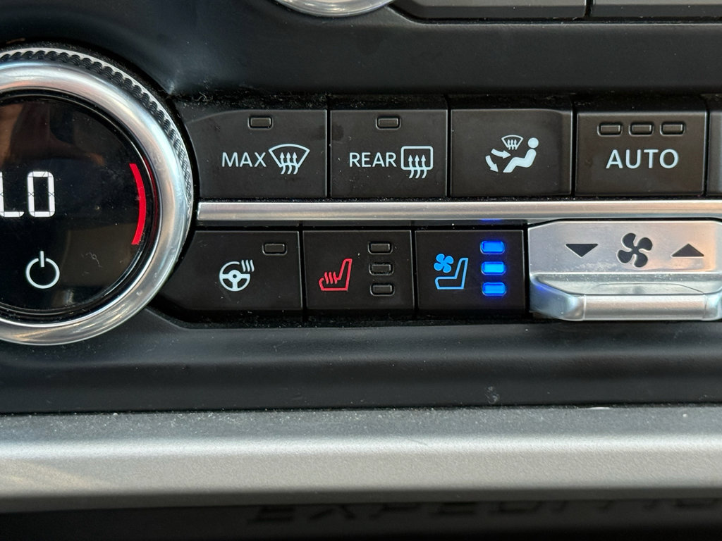 Certified 2023 Ford Expedition Limited image 24