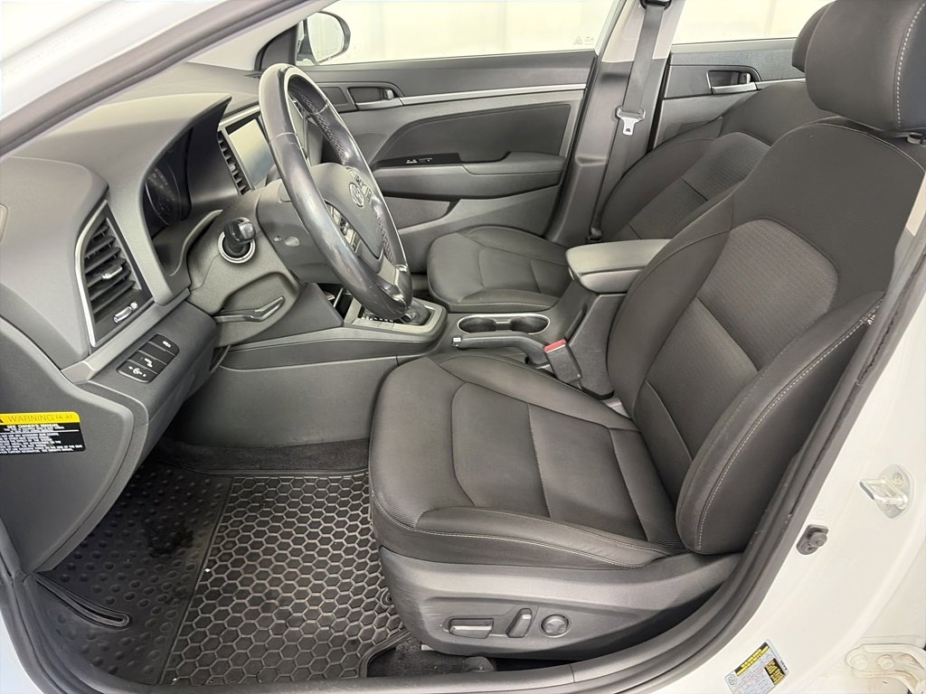 Used 2017 Hyundai Elantra Value Edition image 11