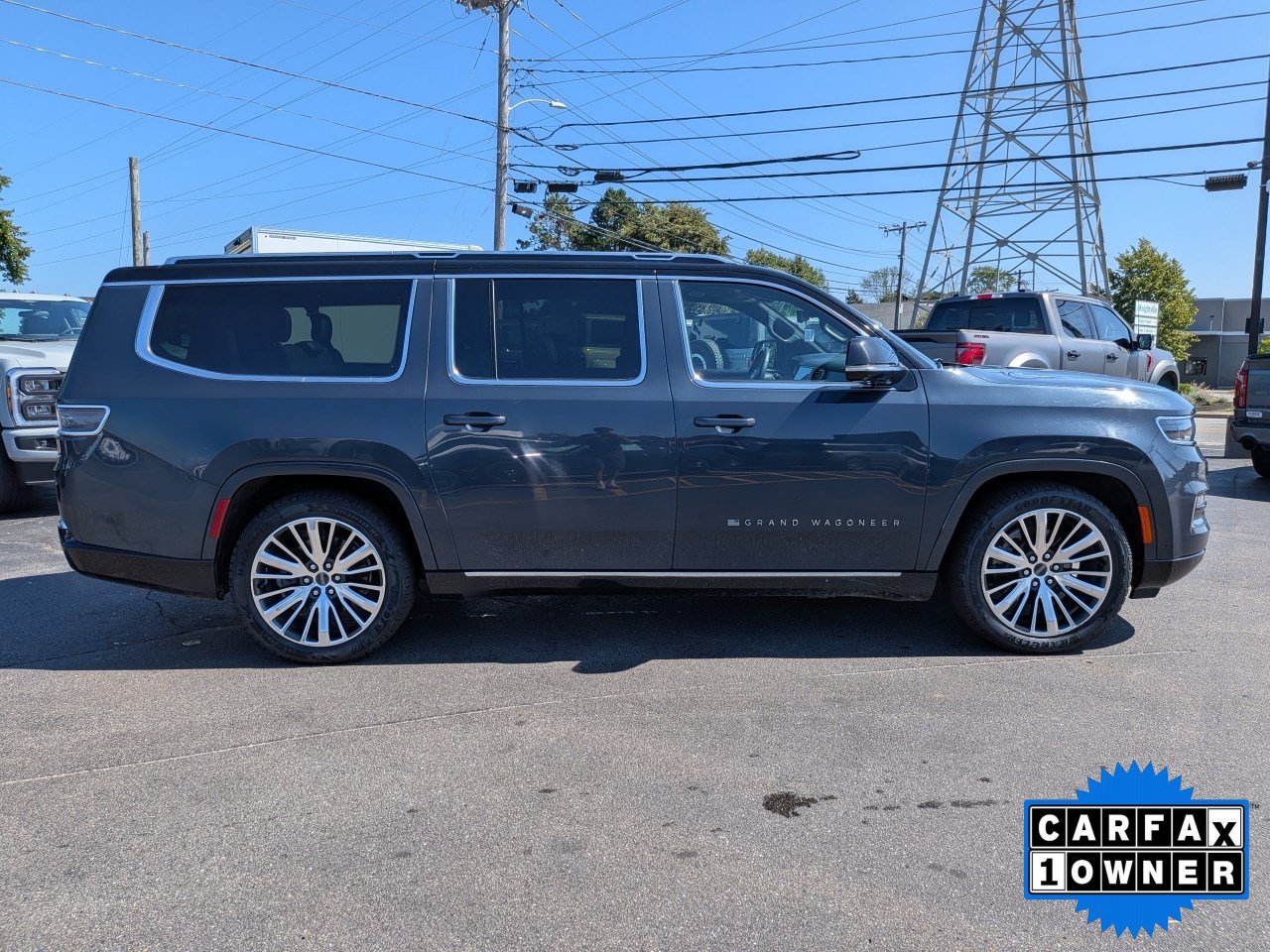 Used 2024 Jeep Grand Wagoneer L Series III AWD/4WD image 3