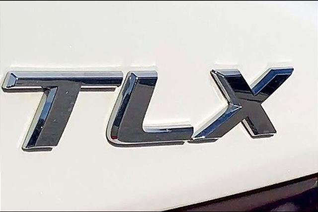 Used 2017 Acura TLX w/ Advance Package FWD image 10
