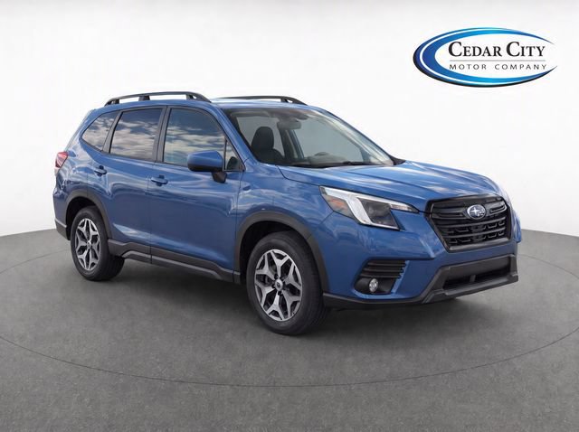 Used 2022 Subaru Forester Premium AWD/4WD image 1